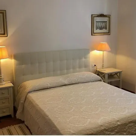 Sleeps 14 Pool Wifi Villa