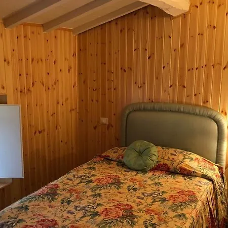 Sleeps 14 Pool Wifi